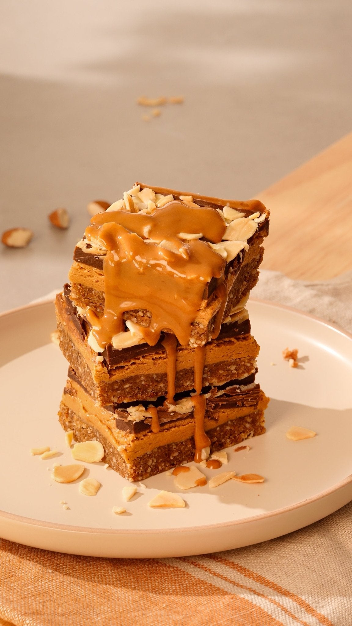 Vanilla Almond Butter Slice - Nuzest UK