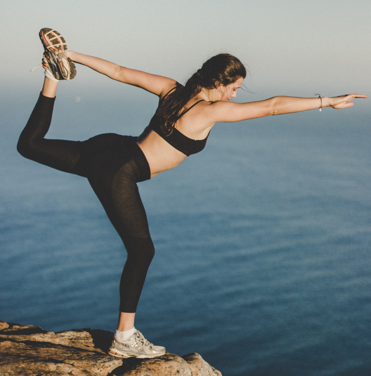How to Balance your Hormones Naturally - Nuzest UK